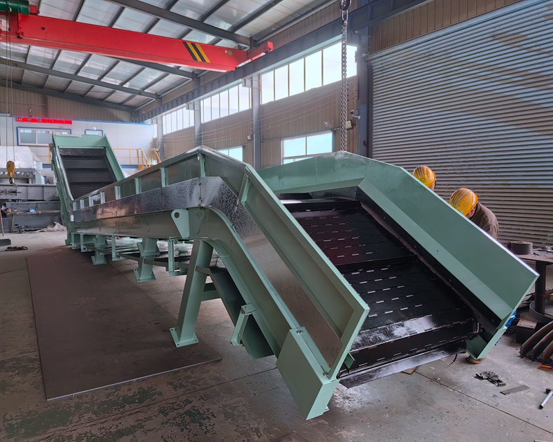 HPK鏈板輸送機